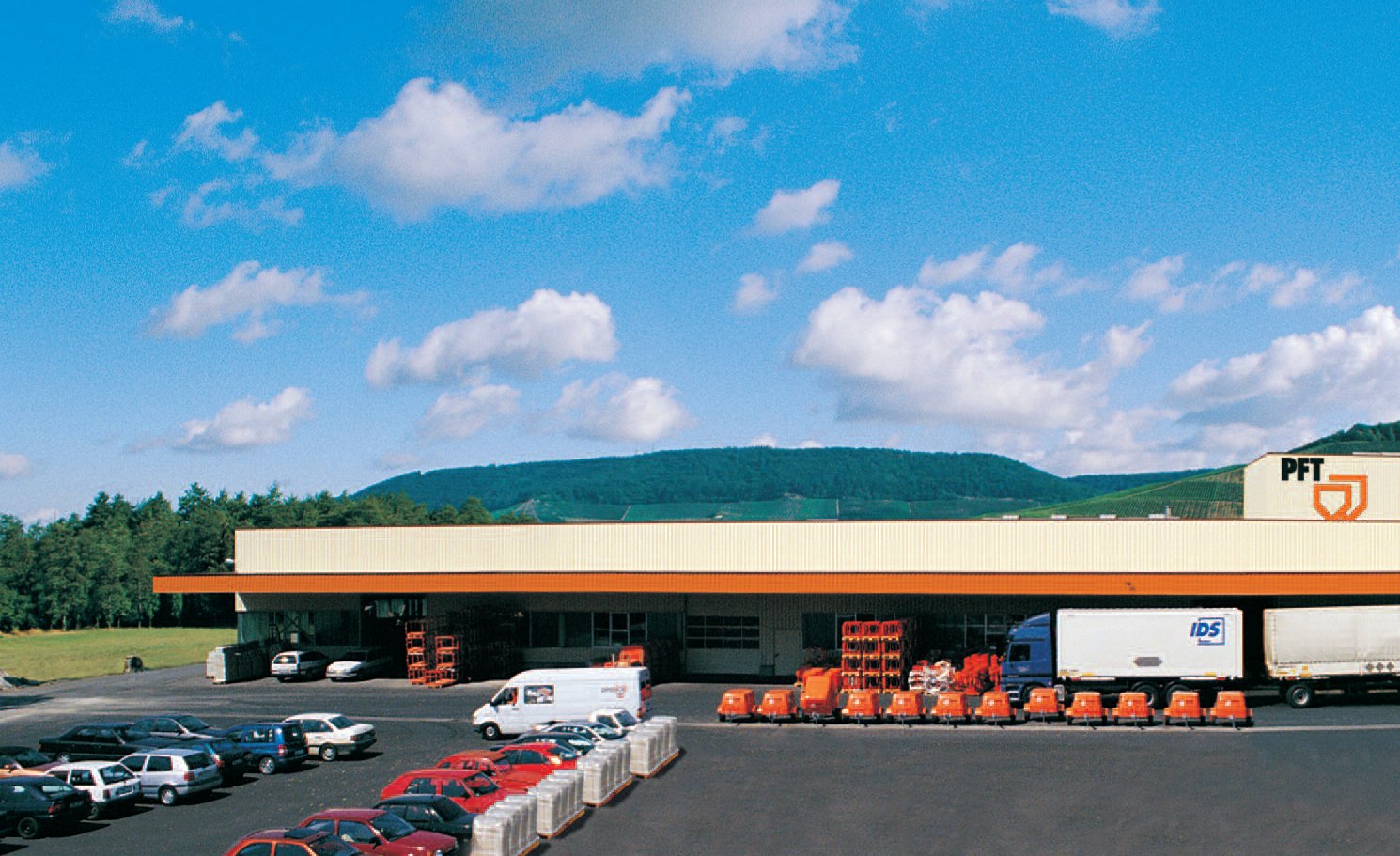 Knauf PFT in Iphofen - Werk von außen